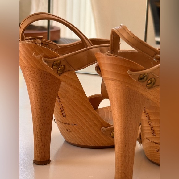 Manolo Blahnik - Vintage Wood Shoes - Picture 7 of 8